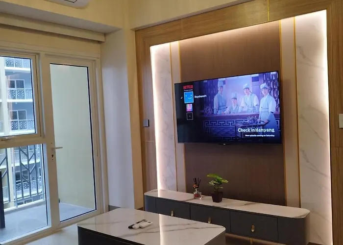 Savvy Combined 5br Near Okada Manila