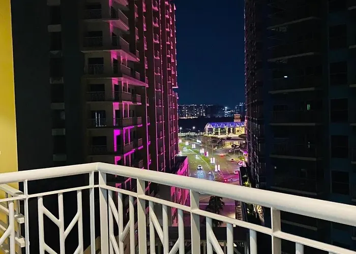 Savvy Combined 5br Near Okada